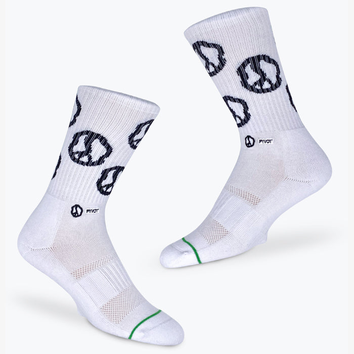 Side to side white peace sign cotton socks.